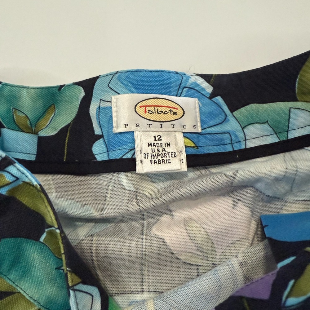 Talbots colorful Black floral pattern Skirt in size 12P - Picture 8 of 9